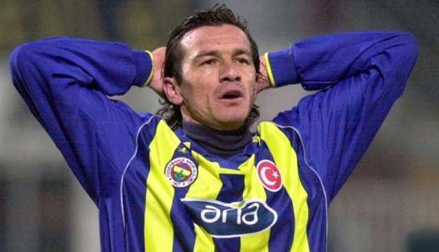 +Fenerbah%C3%A7e%E2%80%99de+ba%C5%9Far%C4%B1s%C4%B1z+olan+T%C3%BCrk+futbolcular+