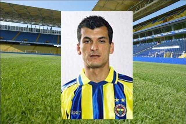 +Fenerbah%C3%A7e%E2%80%99de+ba%C5%9Far%C4%B1s%C4%B1z+olan+T%C3%BCrk+futbolcular+