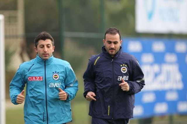 +Fenerbah%C3%A7e%E2%80%99de+ba%C5%9Far%C4%B1s%C4%B1z+olan+T%C3%BCrk+futbolcular+