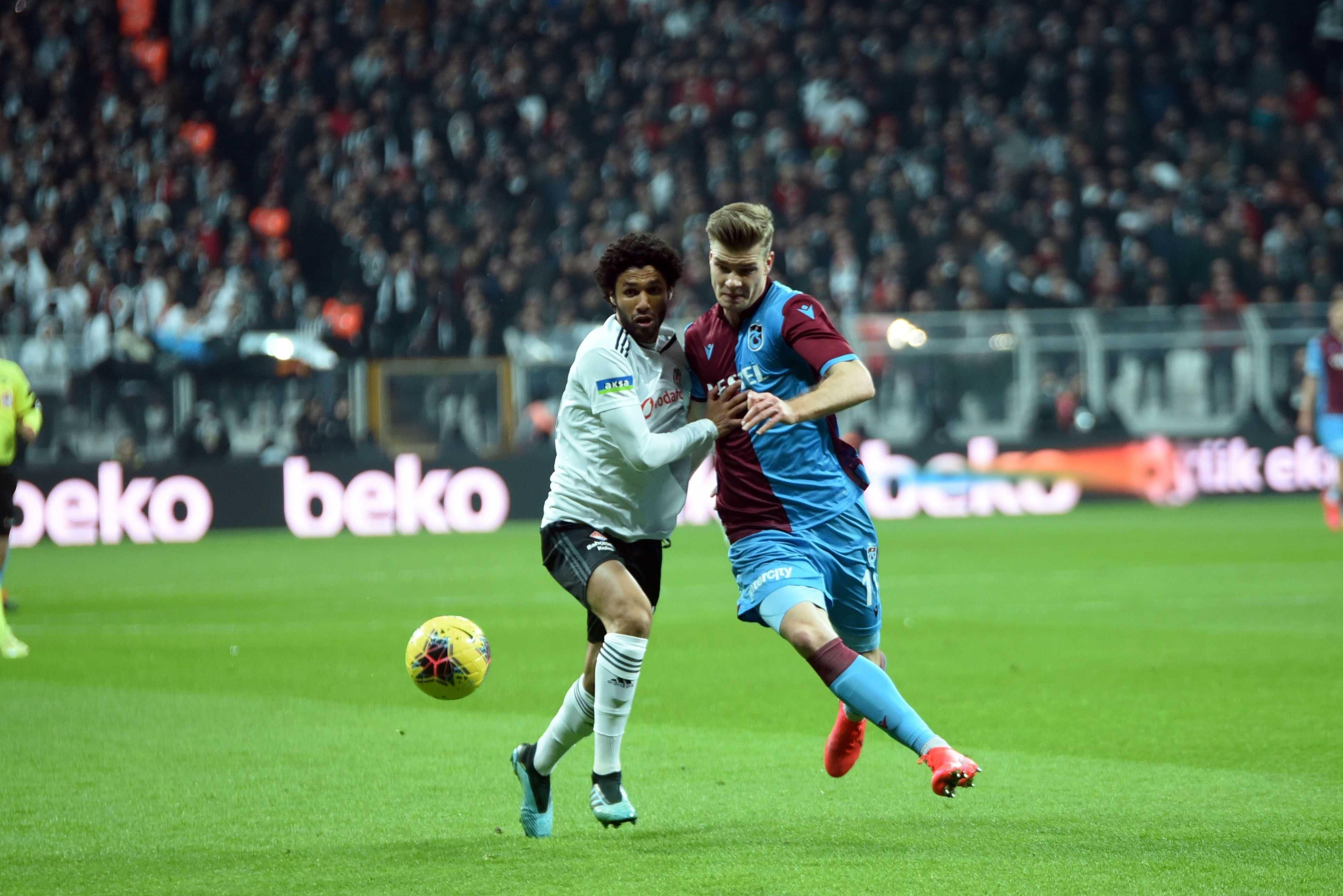 Nefesleri+kesen+Be%C5%9Fikta%C5%9F-Trabzonspor+ma%C3%A7%C4%B1ndan+ar%C5%9Fivlik+foto%C4%9Fraflar