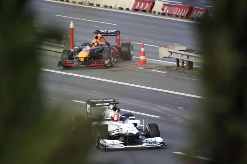 F1+ara%C3%A7lar%C4%B1+15+Temmuz+%C5%9Eehitler+K%C3%B6pr%C3%BCs%C3%BC%E2%80%99nde