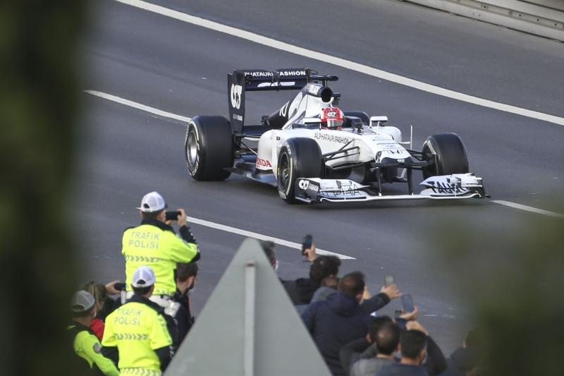 F1+ara%C3%A7lar%C4%B1+15+Temmuz+%C5%9Eehitler+K%C3%B6pr%C3%BCs%C3%BC%E2%80%99nde
