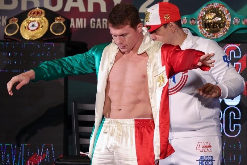 Avni+Y%C4%B1ld%C4%B1r%C4%B1m+ve+Saul+Alvarez+m%C3%BCsabaka+%C3%B6ncesi+tart%C4%B1ld%C4%B1