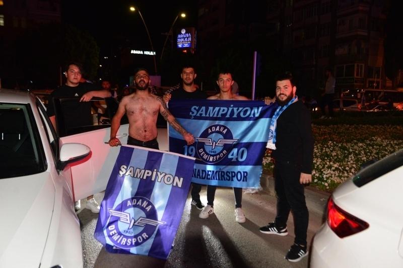 Demirspor,+S%C3%BCper+Lig%E2%80%99e+%C3%A7%C4%B1kt%C4%B1;+Adanal%C4%B1lar+%C3%A7%C4%B1ld%C4%B1rd%C4%B1%21;