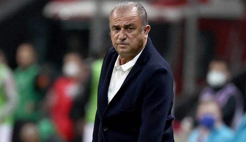 Burak+Elmas%E2%80%99tan+Fatih+Terim%E2%80%99e+d%C3%BCnyaca+%C3%BCnl%C3%BC+y%C4%B1ld%C4%B1z+hediyesi