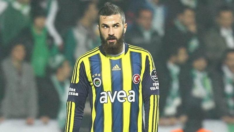 Galatasaray-Fenerbah%C3%A7e+derbilerine+damga+vuran+unutmu%C5%9F+olabilece%C4%9Finiz+futbolcular