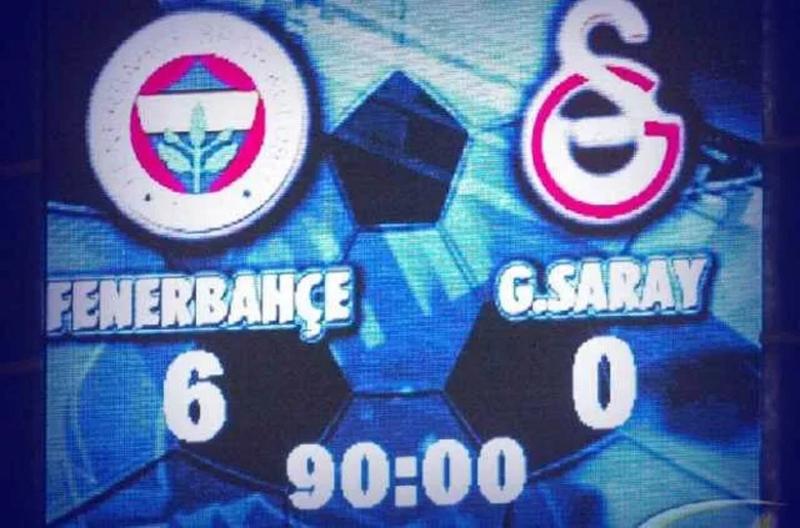 Futbol+tarihine+ge%C3%A7en+unutulmaz+Galatasaray++-Fenerbah%C3%A7e+derbileri