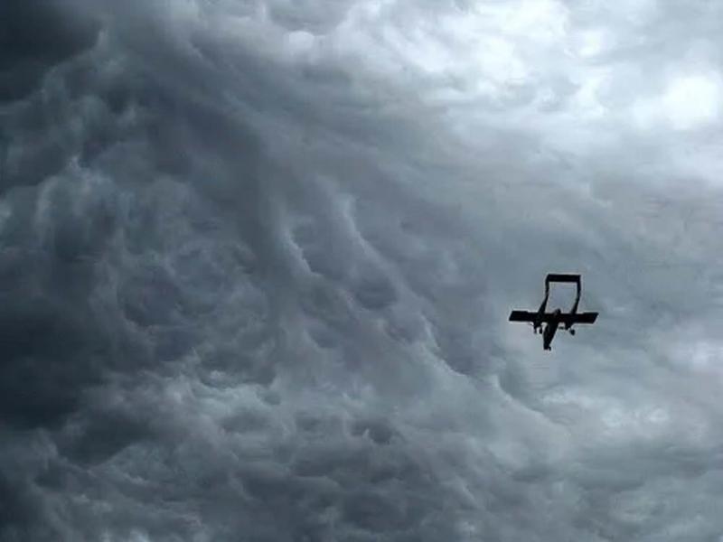В куче не страшны тучи. Самые страшные облака пугающие. Облака пугающие фото. Облака похожие на разные предметы. Испуганное облако.