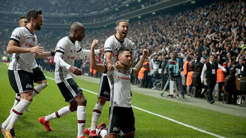 %C4%B0%C5%9Fte+Cenk+Tosun%E2%80%99a+g%C3%B6re+tak%C4%B1m%C4%B1n+%E2%80%99%E2%80%99enleri%E2%80%99%E2%80%99:+En+komik,+en+konu%C5%9Fkan,+en+rekabet%C3%A7i...