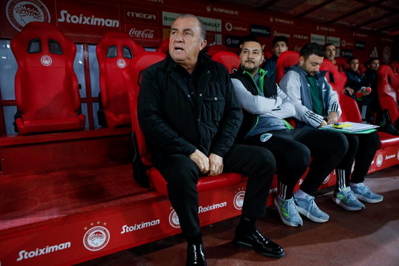 Fatih+Terim%E2%80%99den+Kenan+Y%C4%B1ld%C4%B1z+ve+Hakan+%C3%87alhano%C4%9Flu%E2%80%99na+%C3%B6vg%C3%BC+dolu+s%C3%B6zler%21;+%E2%80%99%E2%80%99T%C3%BCrkiye+i%C3%A7in+bir+gurur+kayna%C4%9F%C4%B1%E2%80%99%E2%80%99