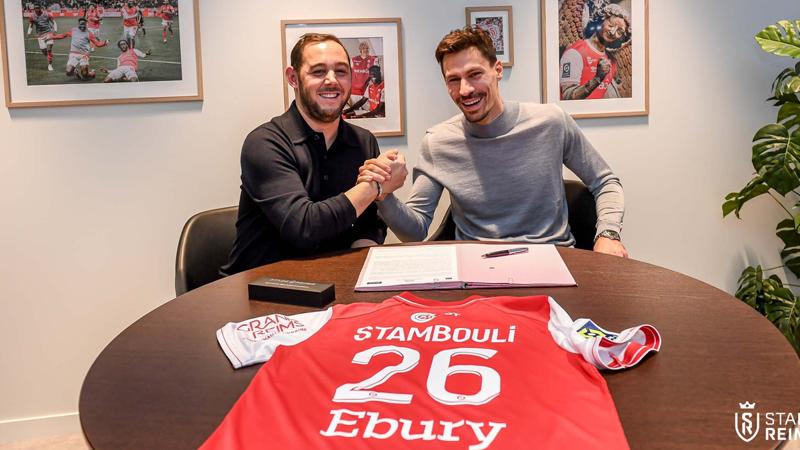 Ve+beklenen+transfer+ger%C3%A7ekle%C5%9Fti%21;+Resmen+imzay%C4%B1+att%C4%B1...