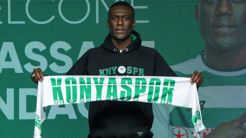 Ve+beklenen+transfer+ger%C3%A7ekle%C5%9Fti%21;+Resmen+imzay%C4%B1+att%C4%B1...