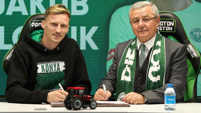 Ve+beklenen+transfer+ger%C3%A7ekle%C5%9Fti%21;+Resmen+imzay%C4%B1+att%C4%B1...