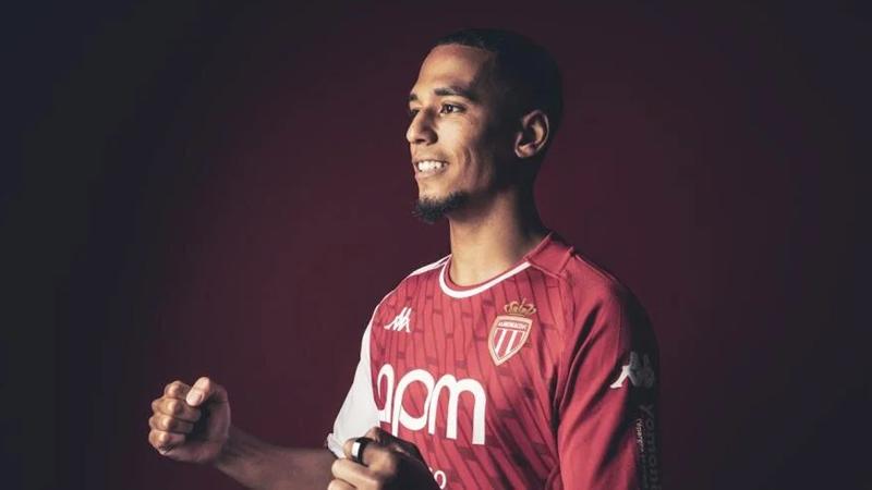 Ve+beklenen+transfer+ger%C3%A7ekle%C5%9Fti%21;+Resmen+imzay%C4%B1+att%C4%B1...