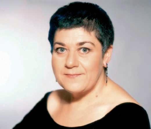 Serra Yılmaz kimdir?