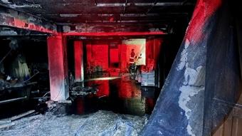 Eskişehir'de binanın garajı yandı! 30 kişi dumandan etkilendi