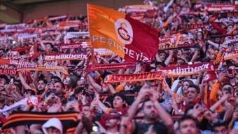 ampiyon Galatasaray kupasna kavutu! te kupa treninden kareler
