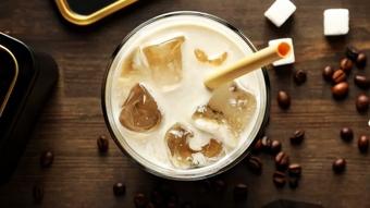 Serinleten içecek: Soğuk kahve tarifi!