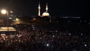 Azerbaycan'da halk Ermenistan'ın saldırılarını protesto etti