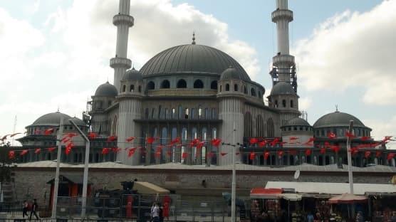 Taksim Camii'nde sona doğru: Yıl sonunda ibadete açılacak