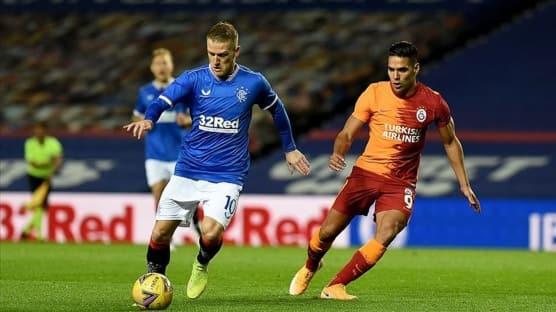 Trabzonspor'un yeni transferi şehre geldi... Fenerbahçe kanat transferi için 2 ismi gözden çıkardı! Ve daha fazlası Bir Dakikada Spor'da