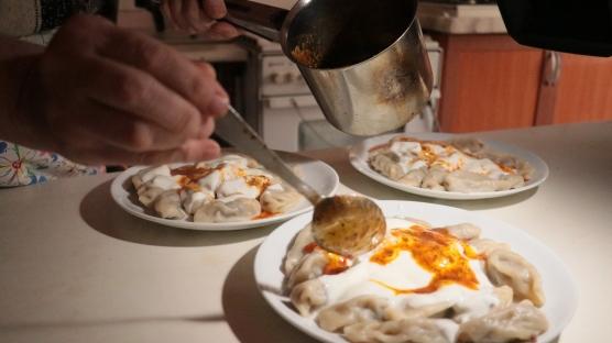 Dağıstan lezzetleriyle Yalova'da siparişlere yetişemiyorlar