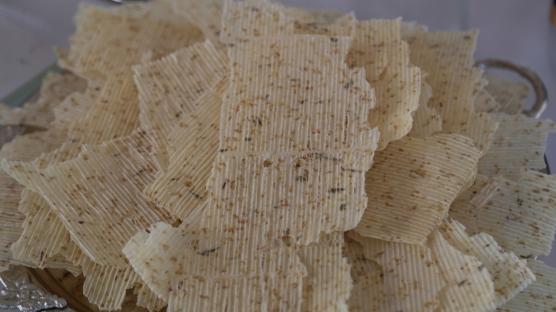 Hem çerezlik hem çorbalık Maraş tarhanasının püf noktası 