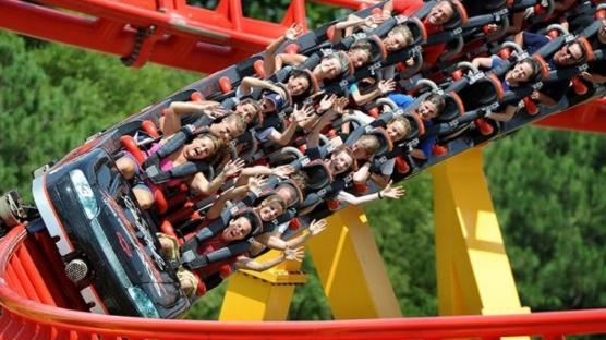 Neden eğlenirken çığlık atarız?