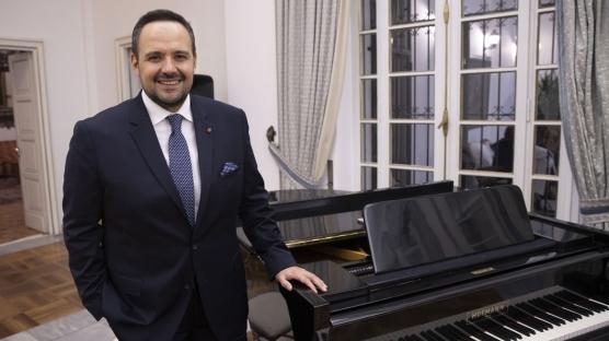 Murat Karahan'a “İtalya devlet nişanı” 