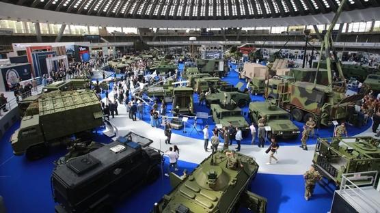 Belgrad'da Uluslararası Silah ve Askeri Teçhizat Fuarı başladı 