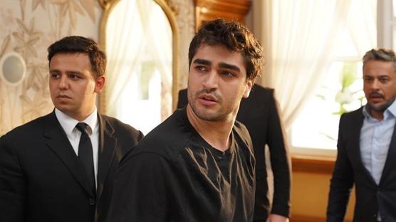 Ferit ve Kaya arasında ipler kopuyor! Yalı Çapkını için her şey sil baştan