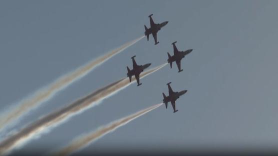 TEKNOFEST'te Türk pilotları rüzgarı esti