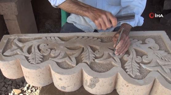 UNESCO Kültürel Miras Listesi'ndeki Ahlat taş işçiliği yaşatılıyor