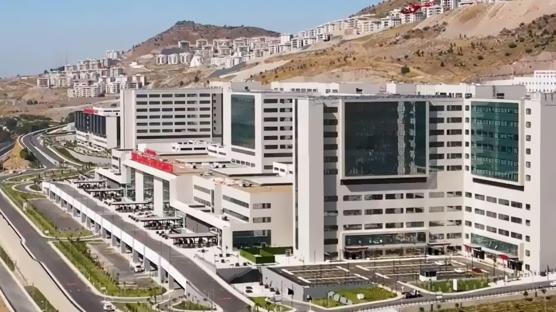 İzmir Şehir Hastanesi hasta kabulüne başladı