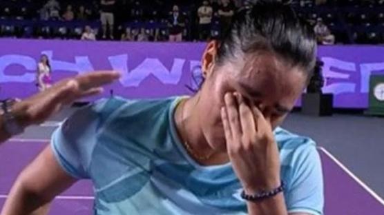 Tunuslu tenisçi Ons Jabeur'dan Filistin'e destek! Gözyaşları içerisinde dünyaya seslendi