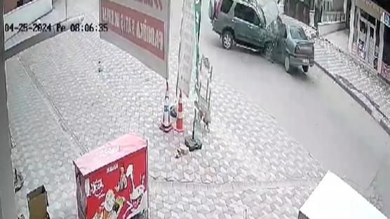 Kırıkkale'de korkunç kaza! Kafa kafaya çarpıştılar