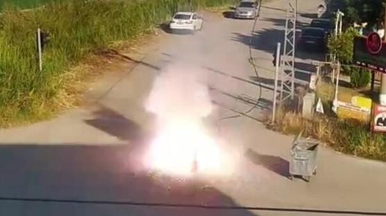 Sıcağa dayanamayan elektrik telleri bomba gibi patladı 