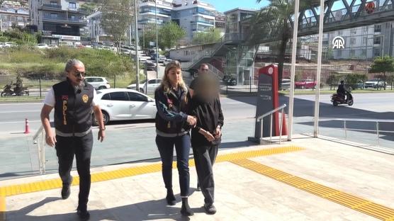 Bebeğini ikinci kattan attı! O anne tutuklandı