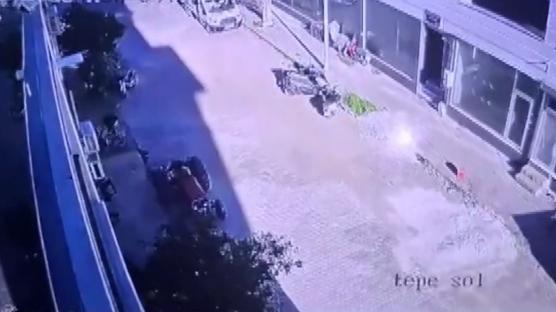 Ürküten görüntü! 5.1'lik depremin videosu çıktı