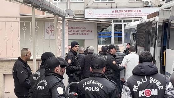 İrtikaptan rüşvete kadar her şey var: Uşak dosyasındaki 29 şüpheli adliye kapısında