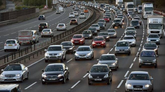 İngiltere, dizel ve benzinli araçların satışını yasaklamayı planlıyor 
