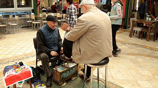 Boya sandığıyla geçen 65 yıl 