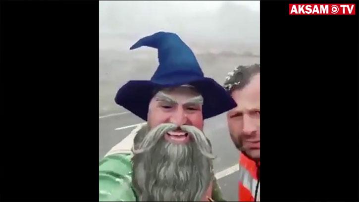 Telefon Filtrelerini Keşfeden Adamın Mutluluğu Gülümsetti