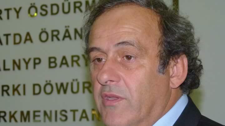 Platini'den 'ike' aklamas