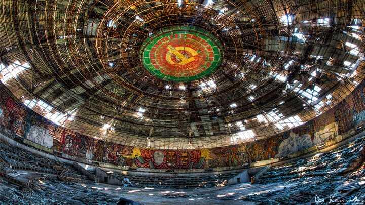 bulgaristan  buzluca  buzludzha  komnist  ant   fotoraflar resimleri