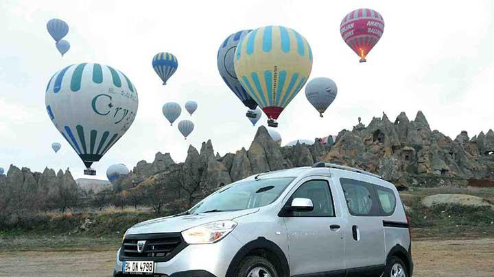 Dacia, iki yeni modelle gzn ilk 5'e dikti