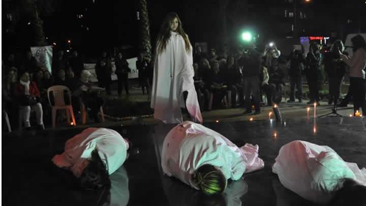 Antalya'da 'tre ve namus cinayeti' eylemi