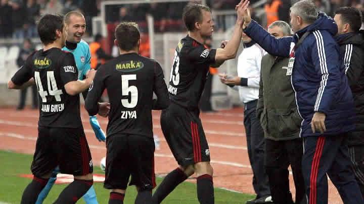 Sivasspor, Antalyaspor'u eli bo gnderdi