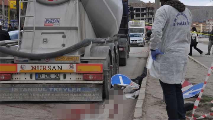 Beton mikserinin altnda can verdi