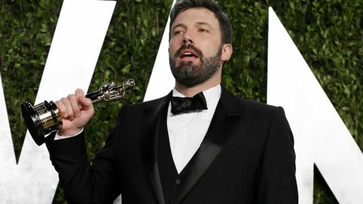 Ben Affleck sava suundan aslabilir